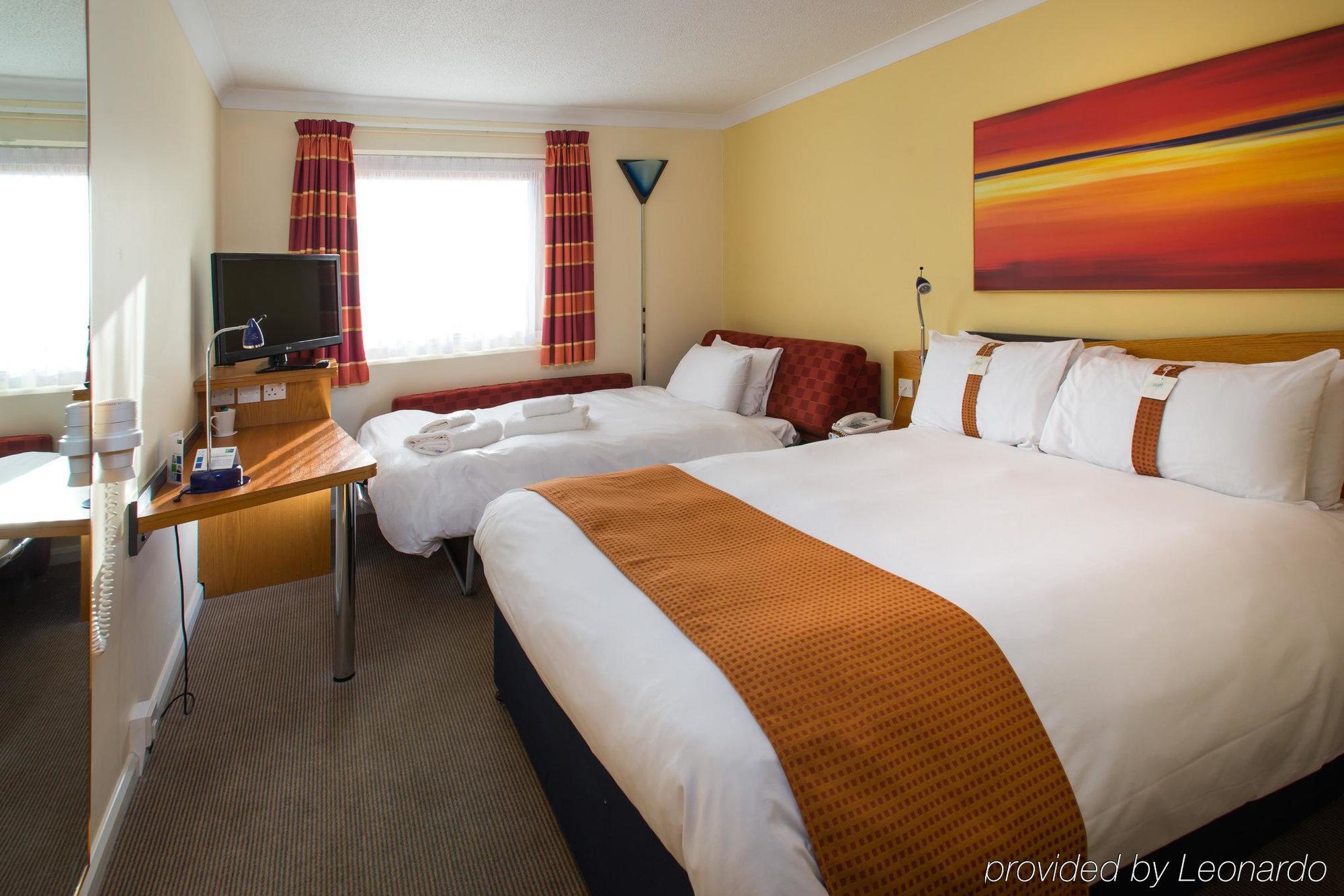 Holiday Inn Express Stoke-On-Trent By Ihg Stoke-on-Trent Exterior foto