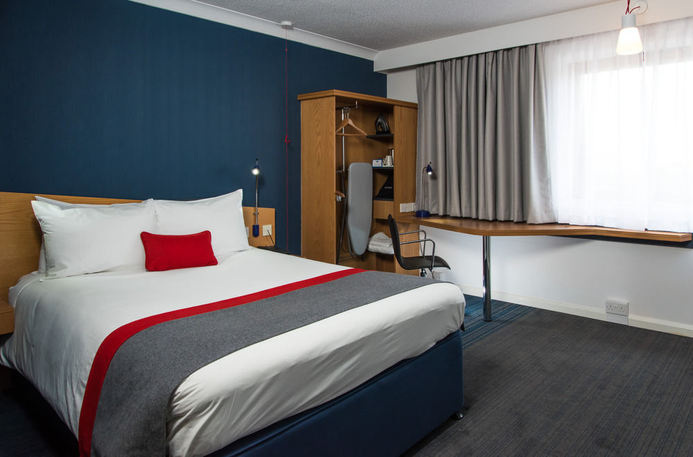 Holiday Inn Express Stoke-On-Trent By Ihg Stoke-on-Trent Exterior foto