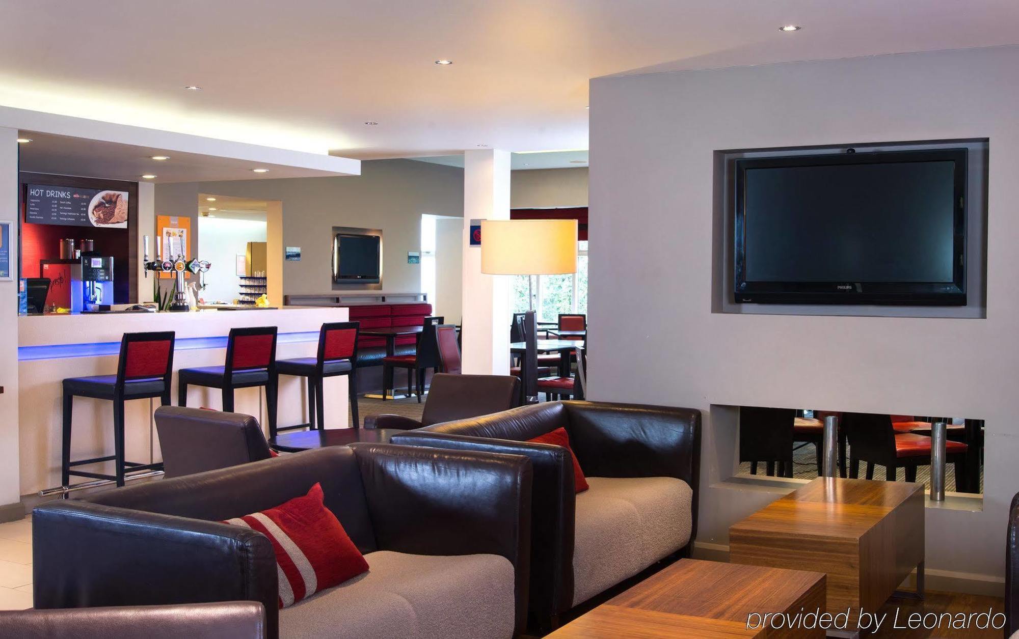 Holiday Inn Express Stoke-On-Trent By Ihg Stoke-on-Trent Exterior foto